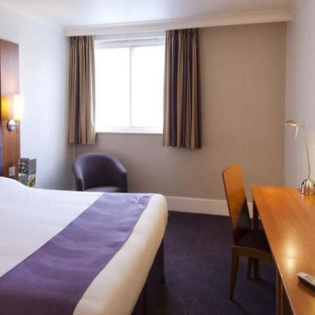 Premier Inn Stoke-On-Trent Ngoại thất bức ảnh